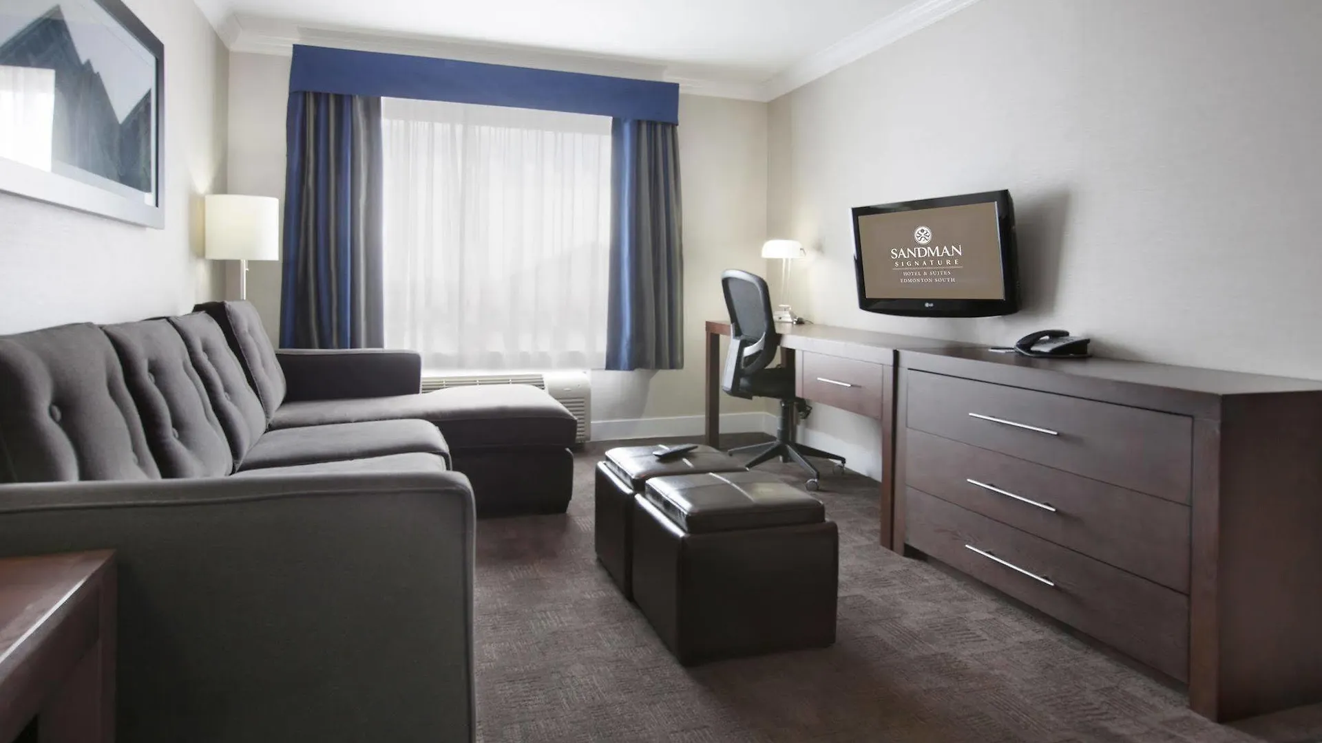 Sandman Signature Edmonton South Hotel