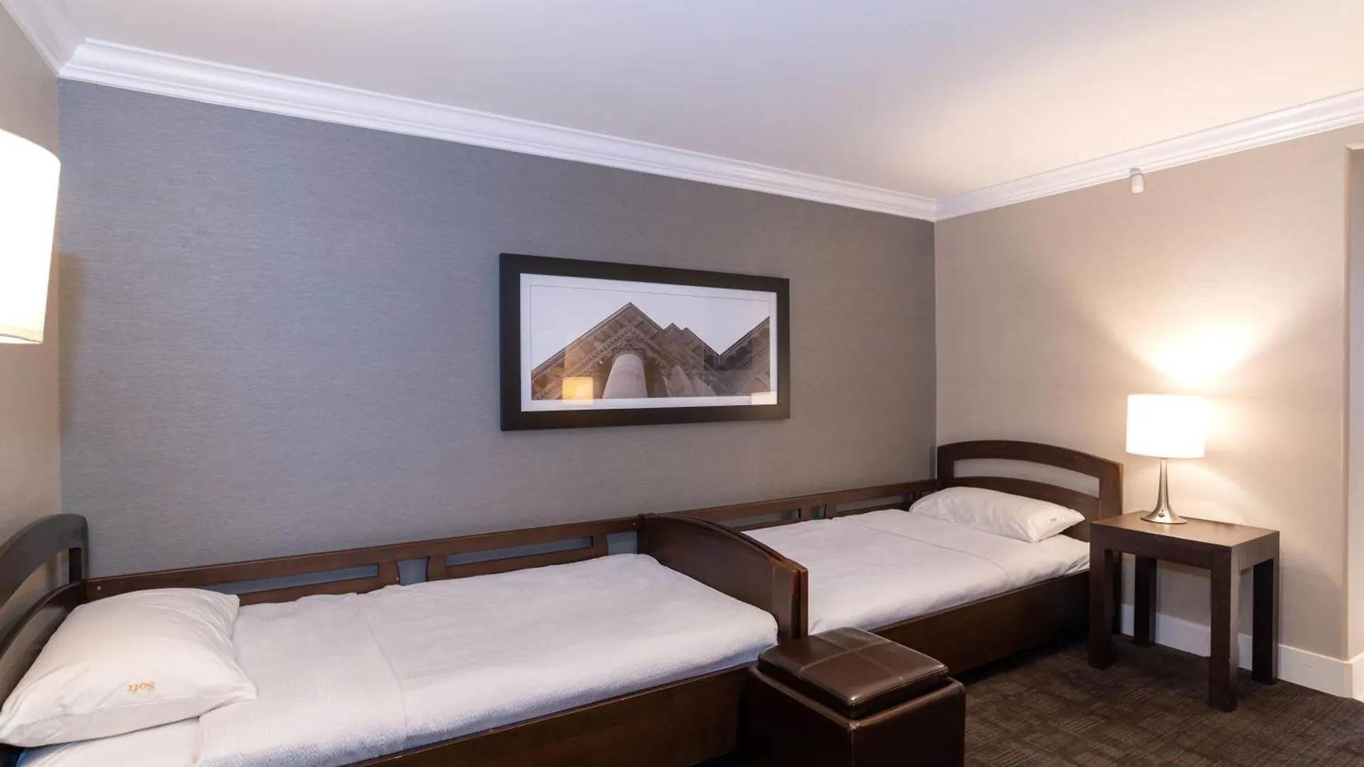 Sandman Signature Edmonton South Hotel
