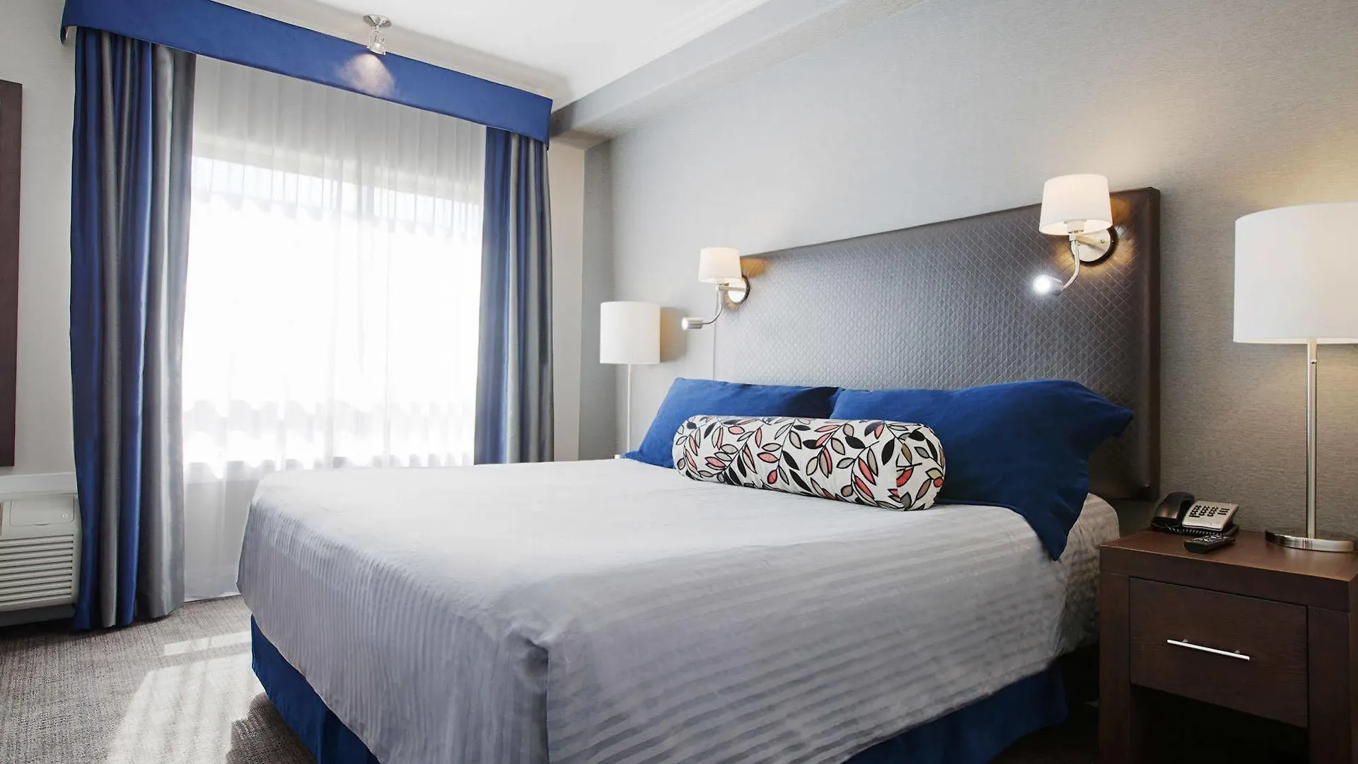 Sandman Signature Edmonton South Hotel